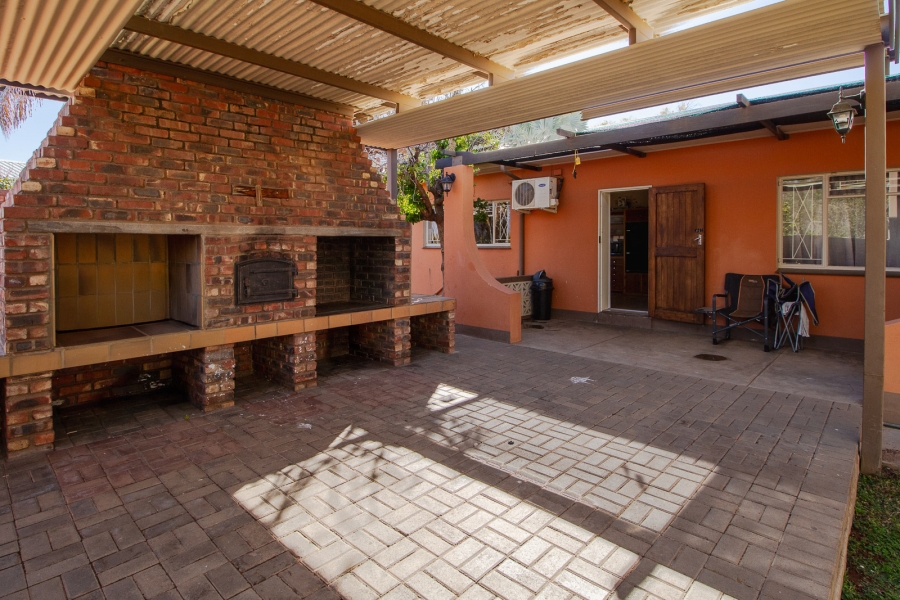 4 Bedroom Property for Sale in Oosterville Northern Cape